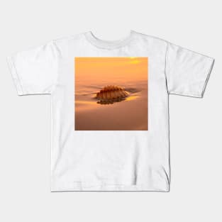 Cute Seashell on a sandy beach Kids T-Shirt